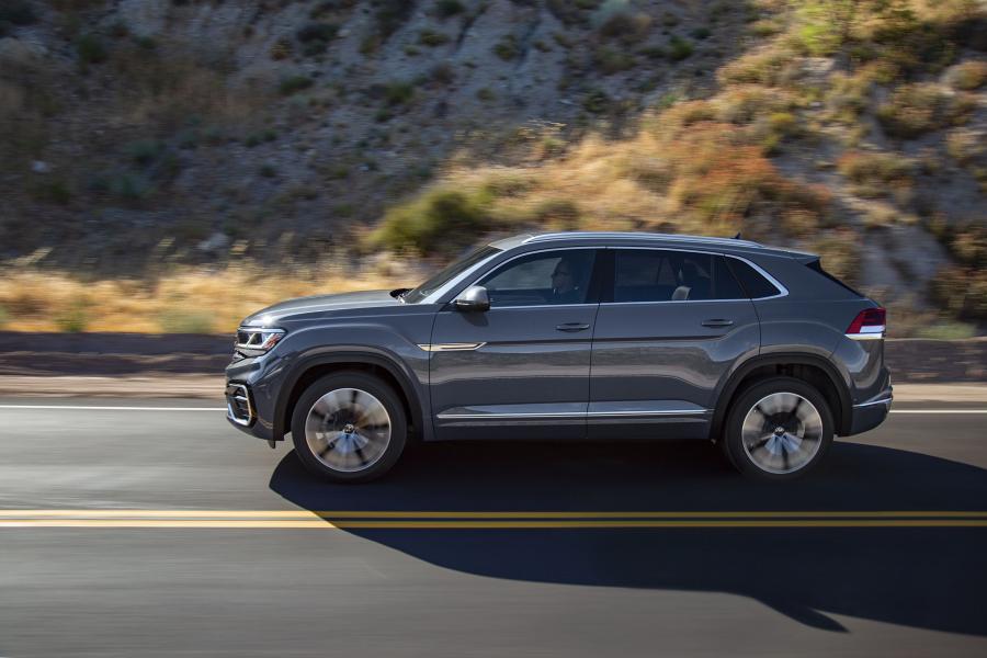  Volkswagen Atlas Cross Sport SEL R-Line 2020 года  (фото 14 из 43)